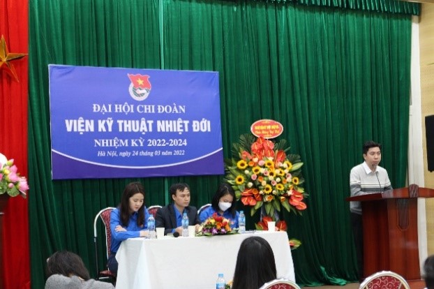 Đồng chí Phan Kế Sơn - Ủy viên Ban thường vụ Đoàn Thanh niên Viện Hàn lâm Khoa học và Công nghệ Việt Nam phát biểu tại Đại hội.